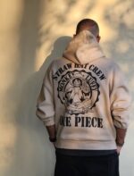 هودی Pull&Bear طرح One piece - Image 5